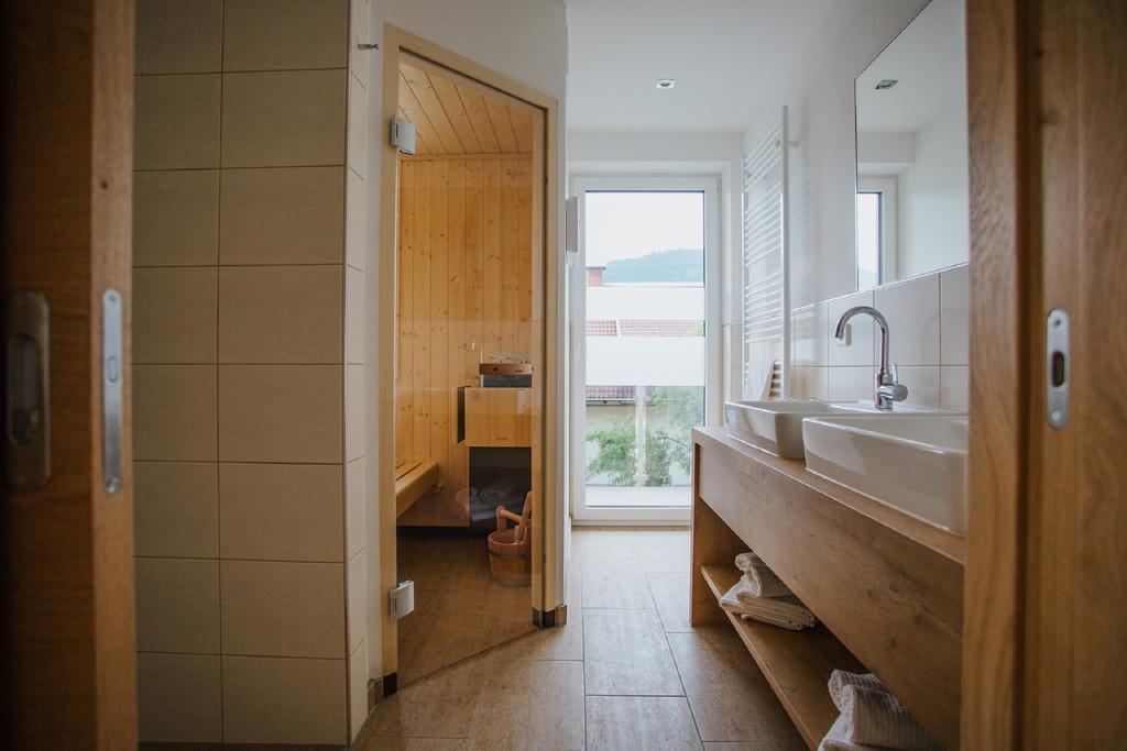 Apartmenthaus Strasswirt De Luxe Tropolach Exterior photo