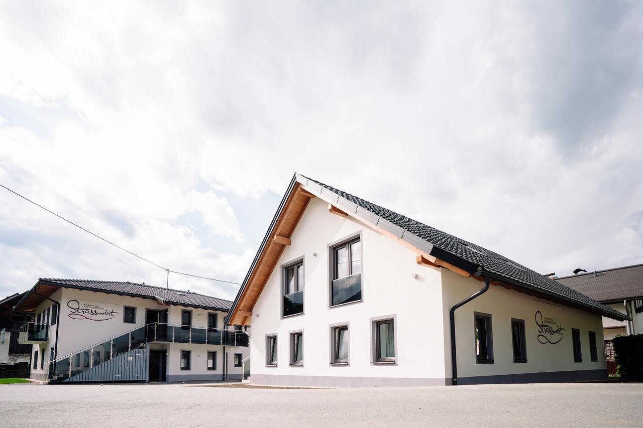 Apartmenthaus Strasswirt De Luxe Tropolach Exterior photo