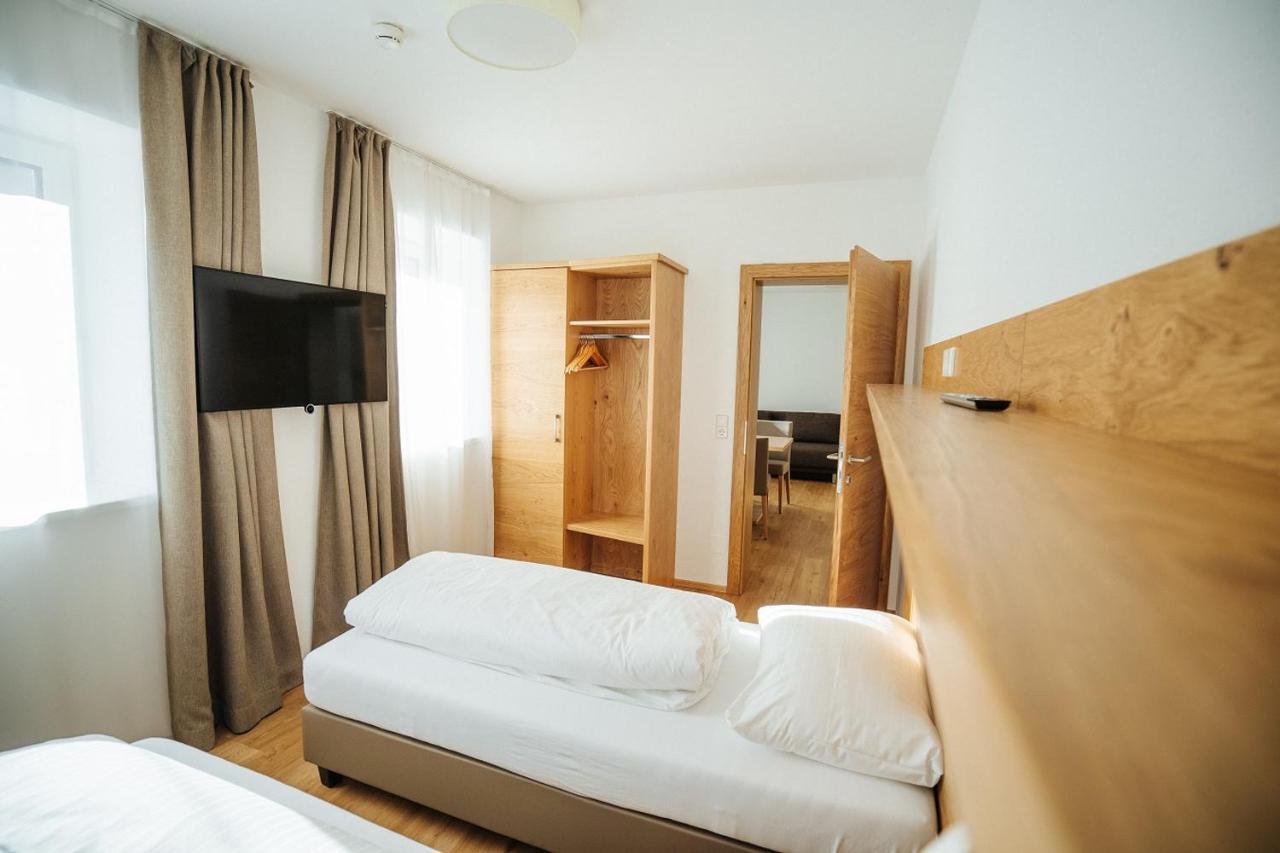 Apartmenthaus Strasswirt De Luxe Tropolach Exterior photo